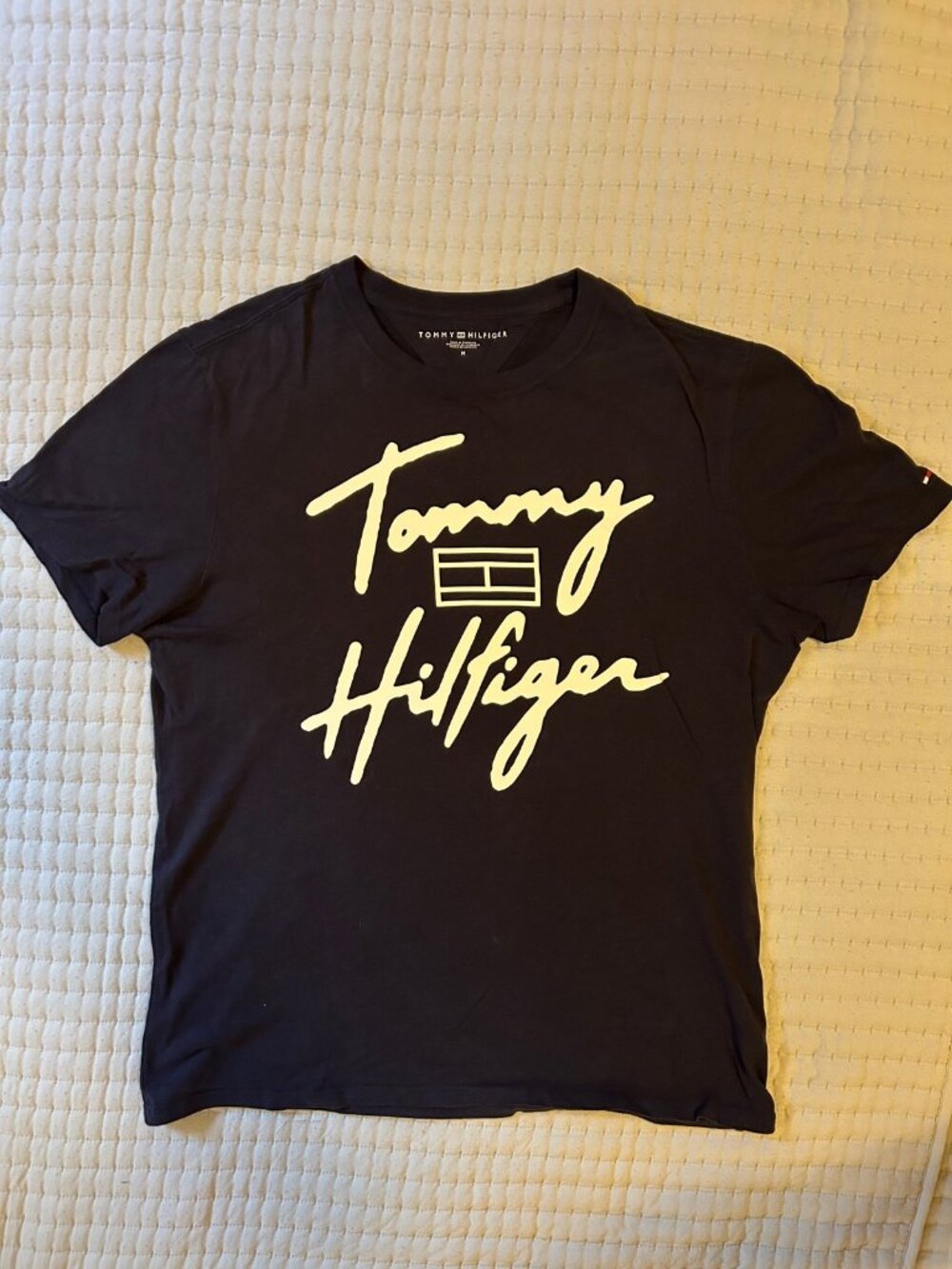 Tommy Hilfiger Navy Script Flag Logo Tee M 100% Cotton